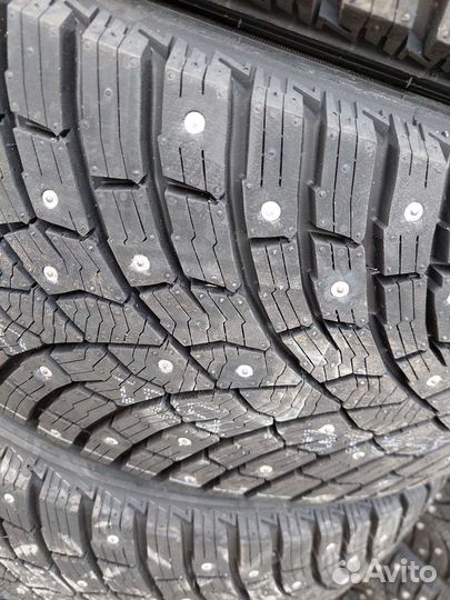 Triangle IcelynX TI501 235/65 R17 108T