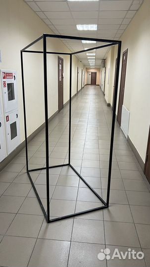 Рейл для одежды