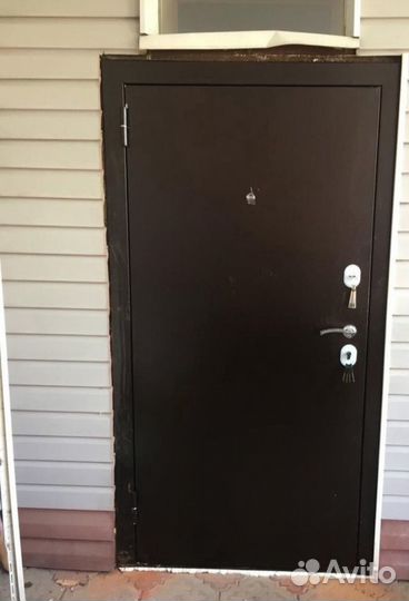 Входные двери в дом, на дачу