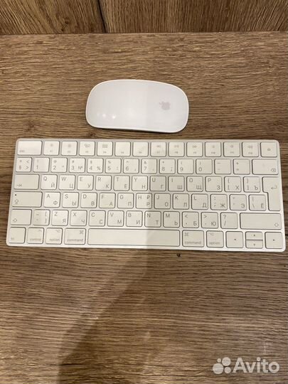 Клавиатура и мышь Apple