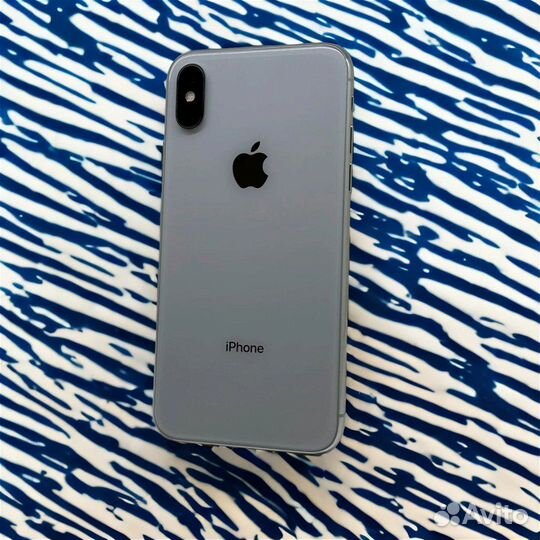 iPhone X, 64 ГБ