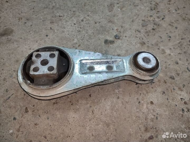 Подушка двигателя гитара Лада Приора 2170, 16 клп