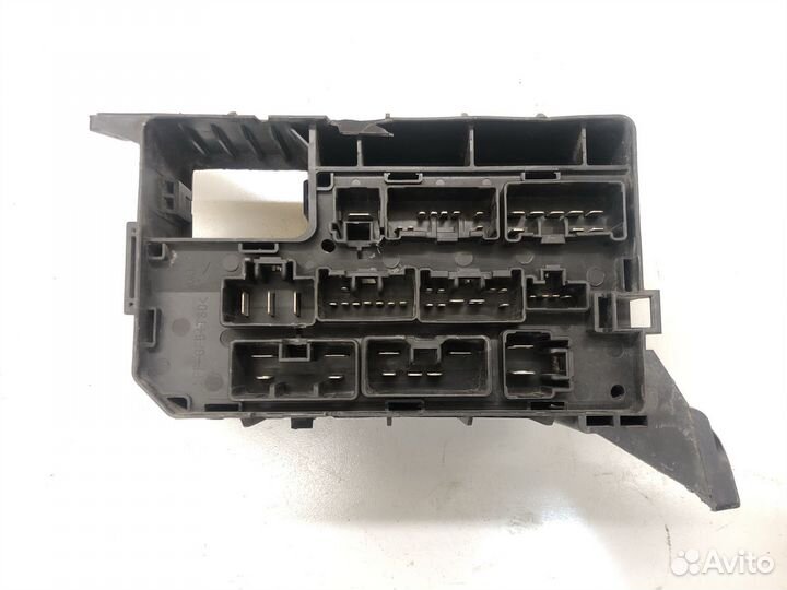 Блок предохранителей corolla e110