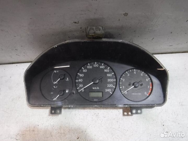 Панель приборов Mazda 626 GF
