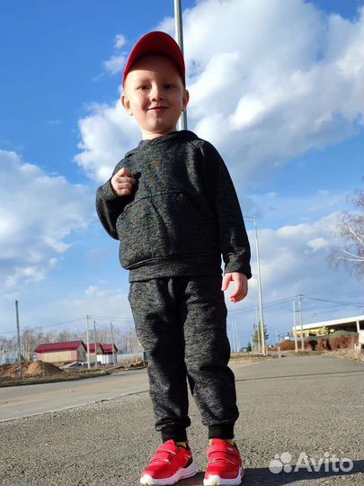 Спортивный костюм