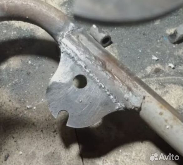 Кронштейн, крепление двигателя иж