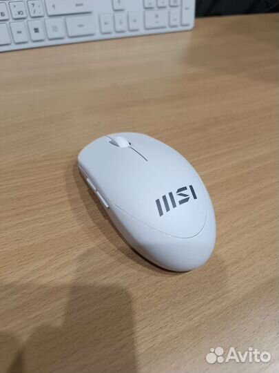 Беспроводная игровая клавиатура и мышь MSI