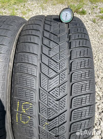 Pirelli Scorpion Winter 255/60 R18