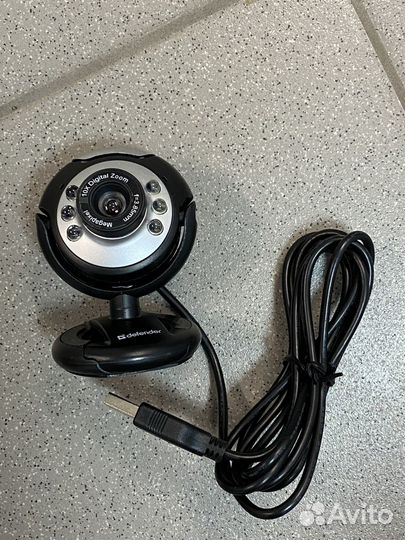 Веб-камера Defender C-110