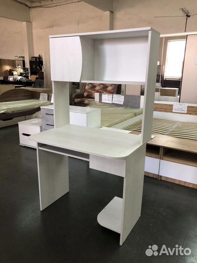 Стол компьютерный «номер 2»