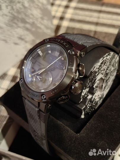 Часы мужские casio g shock GST-B200tj