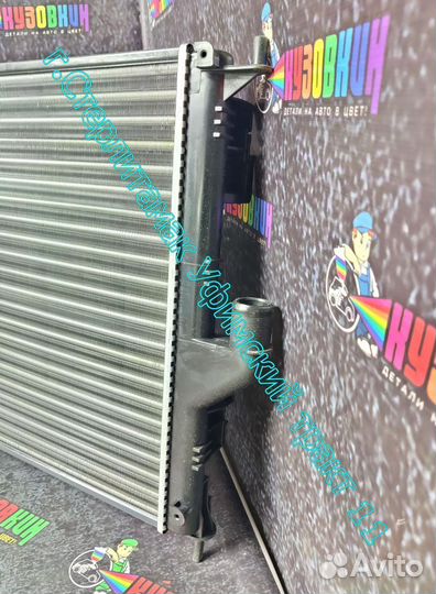 Радиатор охлаждения ларгус logan almera g 15 с A/C