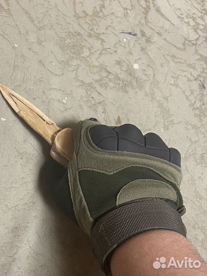 Игрушечный нож из дерева