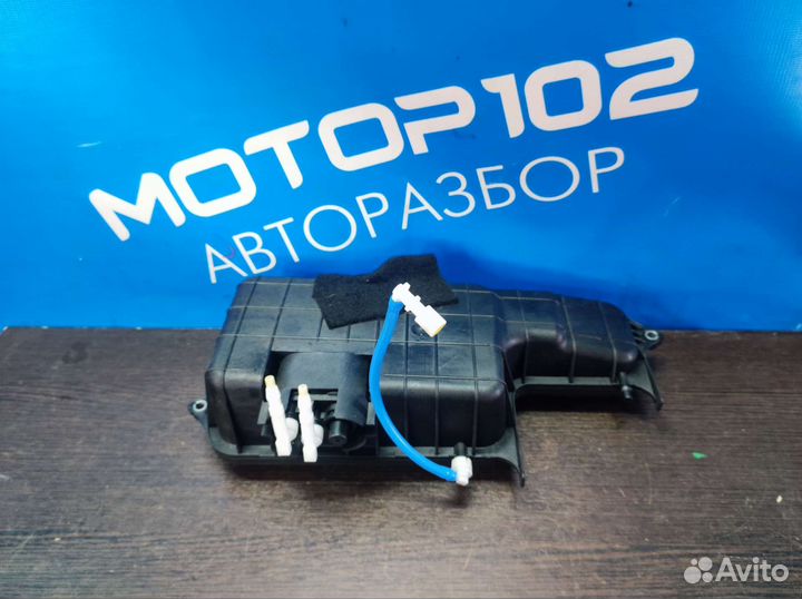 Вакуумный ресивер Mercedes Benz S-class w221