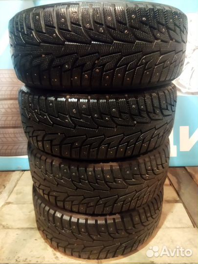 Hankook Winter I'Pike RS W419 215/50 R17