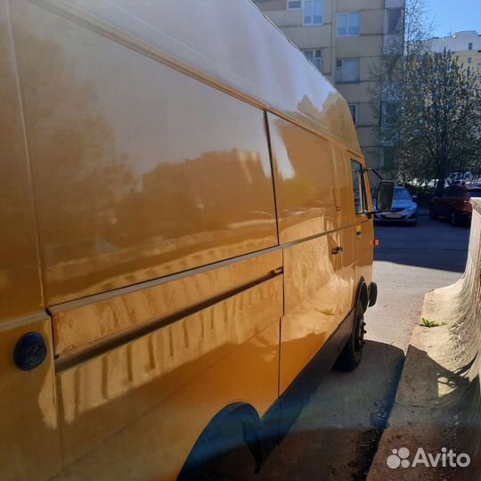 Volkswagen LT, 1990