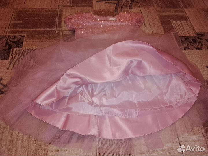 Платье нарядное для девочки