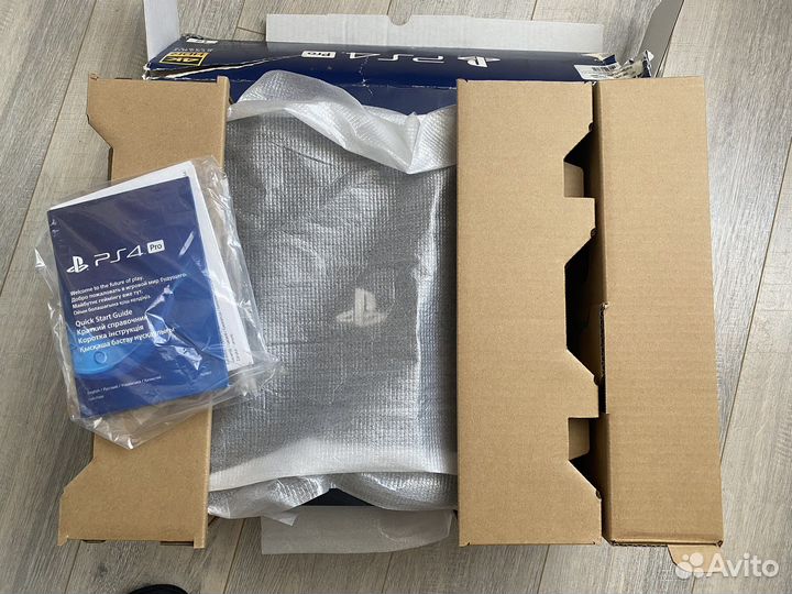 Sony playstation PS4 PRO