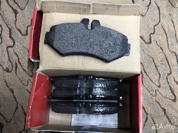 Тормозные колодки Mercedes Sprinter