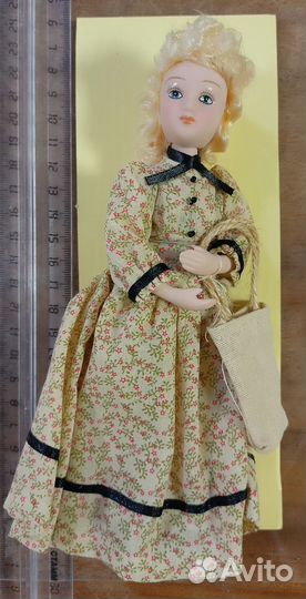 Коллекционные фарфоровые куклы Дамы Эпохи 6 шт