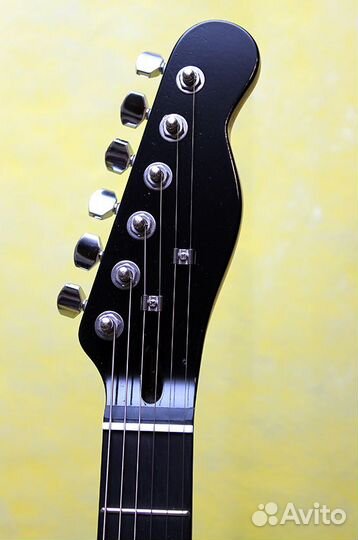 Электрогитара