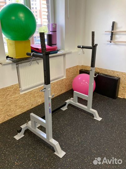 Стойка для штанги