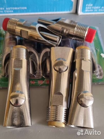 Поилки для поросят ниппельные металлические