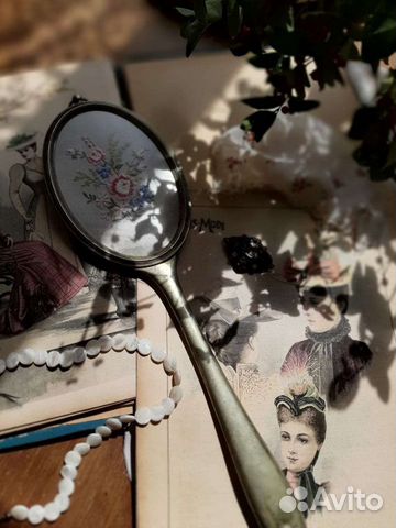 Зеркало ручное дамское