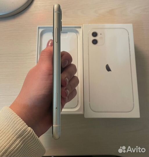 iPhone 11, 128 ГБ