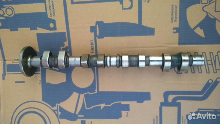 Распредвал выпускной и впускной санг енг