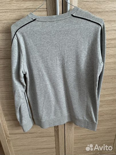 Свитшот и толстовка Benetton