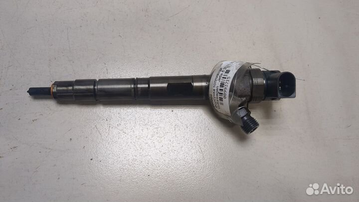 Форсунка топливная Volkswagen Jetta 6, 2011