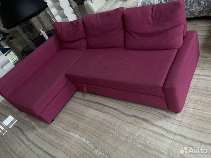 Угловой диван IKEA