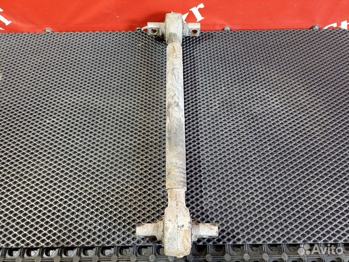 Тяга реактивная продольная