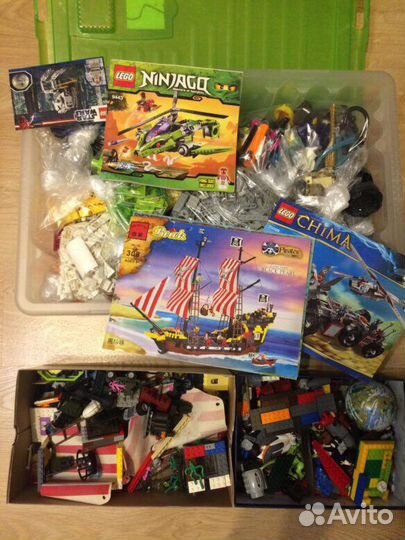 Лего очень много