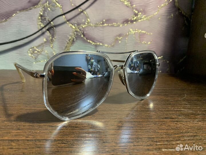 Солнцезащитные очки