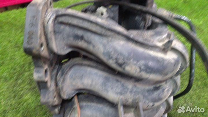 Коллектор впускной Peugeot 307 3A/C TU5JP4