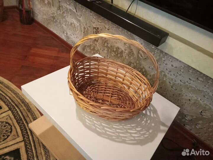 Корзина племенная из лозы