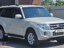 Mitsubishi Pajero 3.2 AT, 2014, 129 000 км, с пробегом, цена 3 200 000 руб.