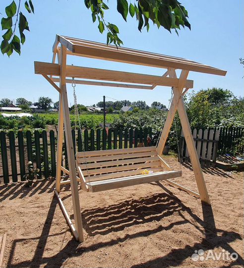 Качеля из дерева