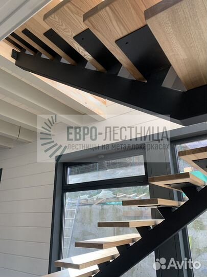 Лестница на заказ на второй этаж под ключ