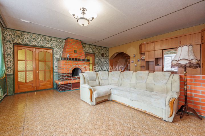 Дом 229,7 м² на участке 20,5 сот.