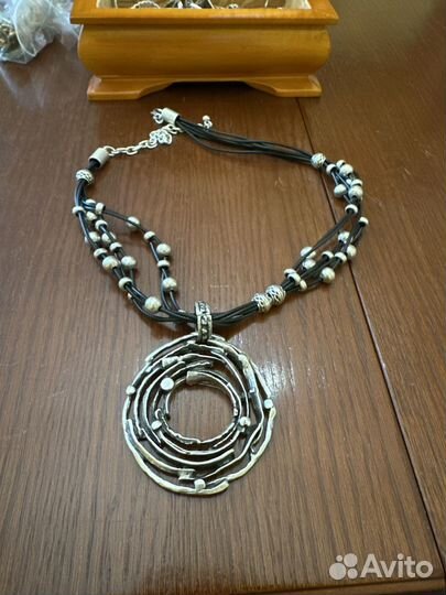 Колье бижутерия