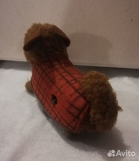 Старинная, заводная игрушка schuco