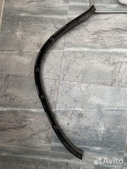 Расширитель задней правой арки Tiguan R-line