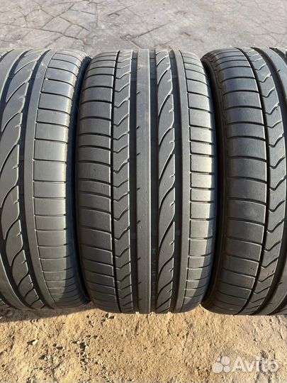 Bridgestone Potenza RE050A 245/40 R18 и 265/35 R18 97Y