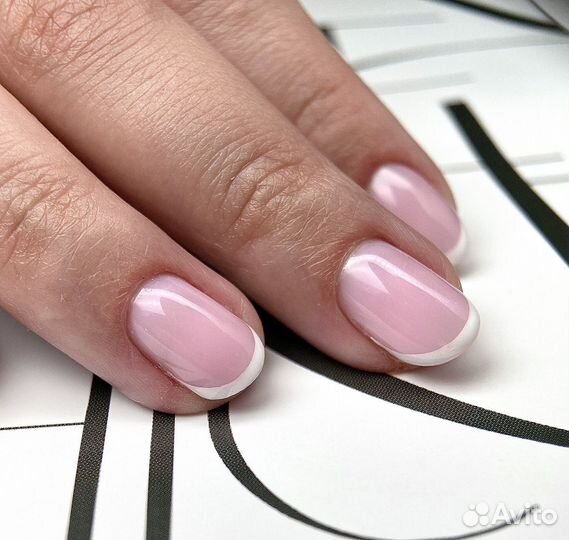 Маникюр и педикюр