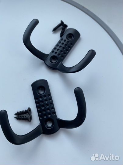 Крючок мебельный