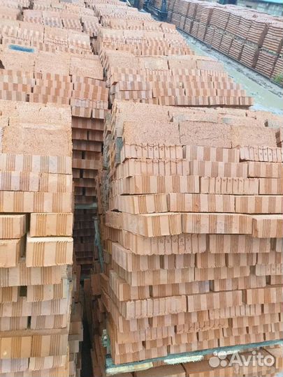 Полнотелый кирпич М200