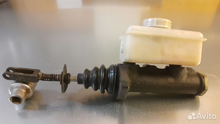 Главный тормозной цилиндр Газ
